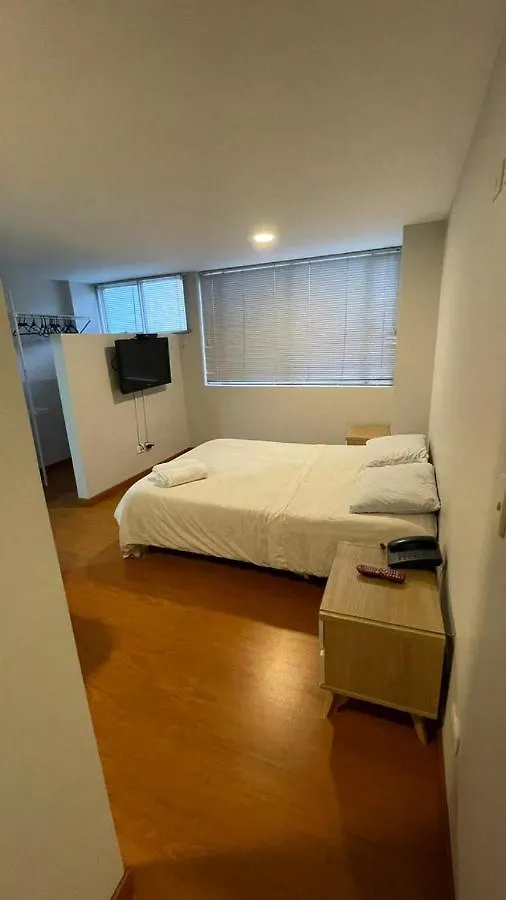 Alegra Apartahotel Bogotá 3*,